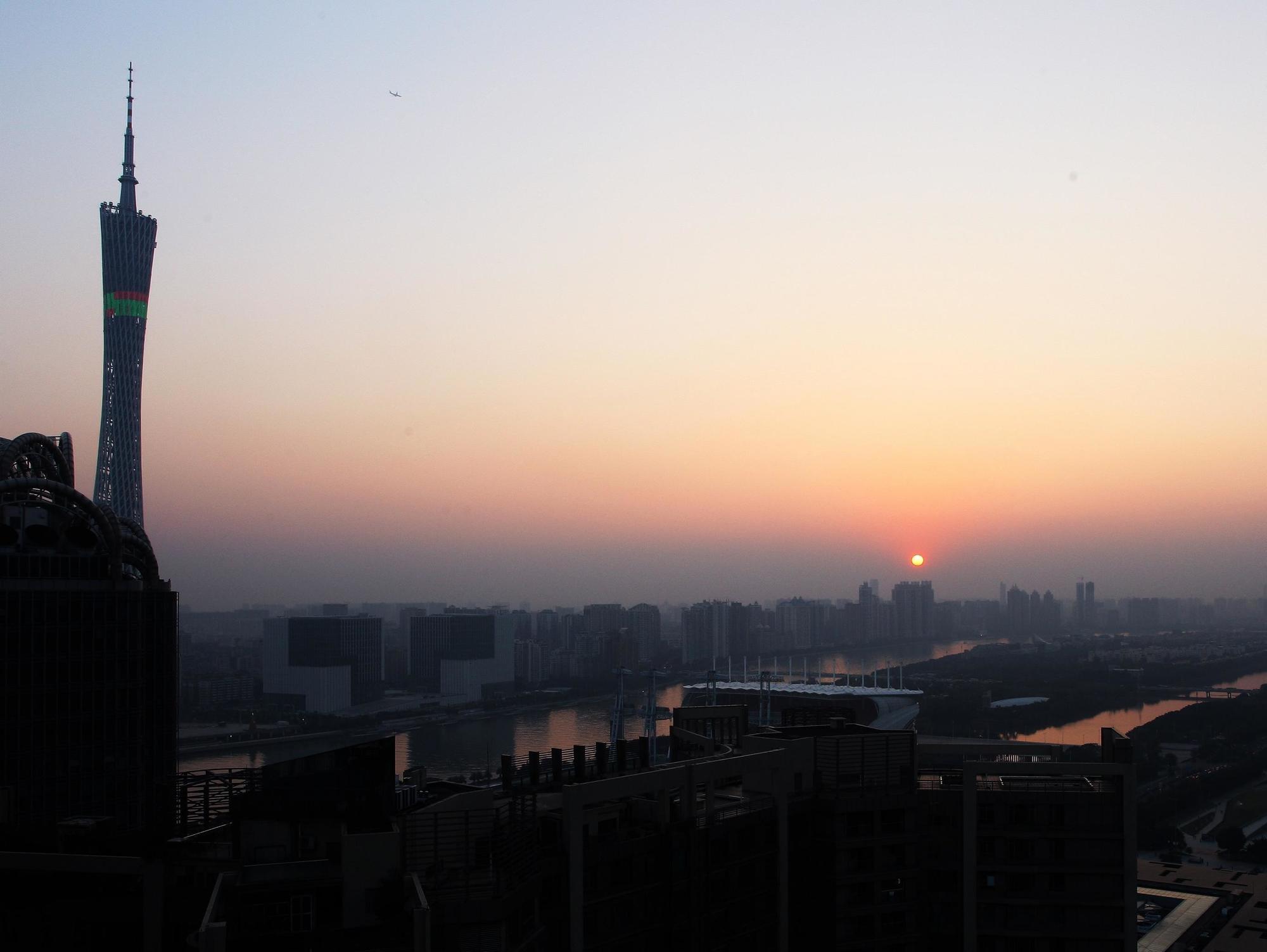 Heefun Apartment Hotel Guangzhou - Poly D Plaza Branch Bagian luar foto